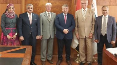 رئيس هيئة التنمية الصناعية يعلن عن تقديم أول خدمة إدارية من نوعها