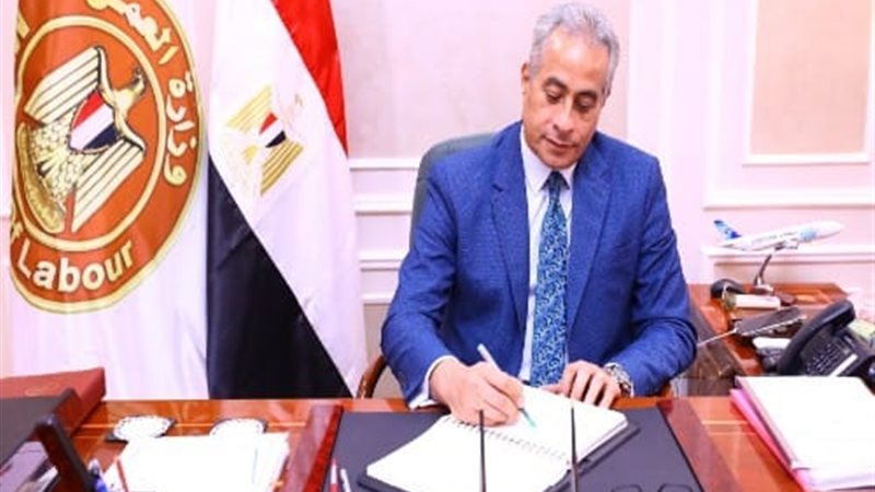 وزارة_العمل. حسن_شحاتة