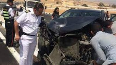 اصطدام سيارة ملاكى بسور محور صفط اللبن فى الجيزة
