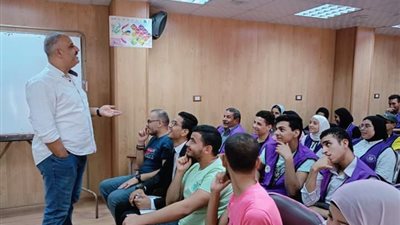 الصبروط يشيد بآداء أعضاء أندية التطوع بالقليوبية ويستمع لمشكلاتهم
