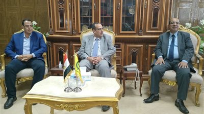 محافظ شمال سيناء يستقبل لجنة مسابقة الموهوبين في التعليق الرياضي