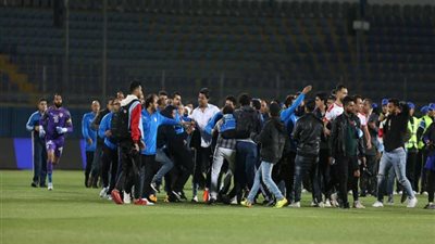 شاهد بالفيديو.. احداث مباراة الزمالك وبيراميدز كاملة