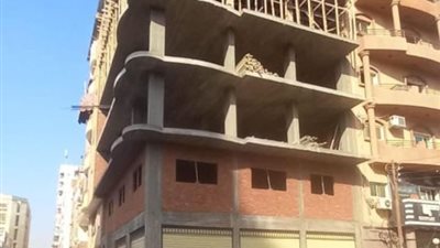 إزالة حالة تعدٍّ بالبناء بدون ترخيص بحيِّ ثان الإسماعيلية