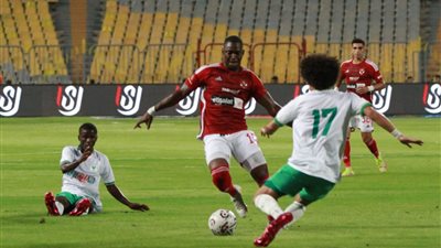 بسبب السباب الجماعى.. عقوبات صارمة على الأهلى والمصرى فى الدورى