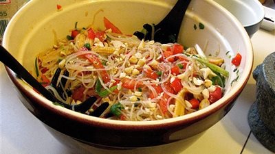 طريقة عمل سلطة النودلز السريعة