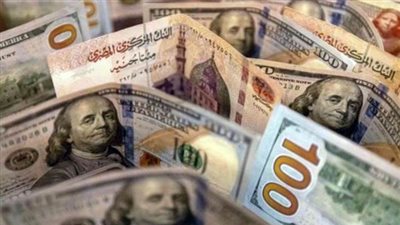 الدولار عند أعلى مستوياته في 10 أشهر