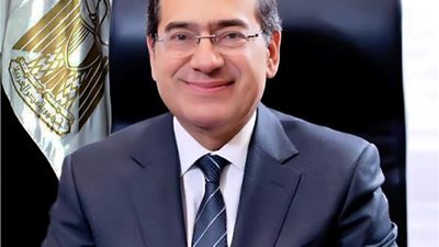 البترول:المصرية للبتروكيماويات تستثمر1.4 مليار دولار في 5 مشروعات