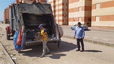 نقل 65 الف طن مخلفات من المقلب العشوائي الي المدفن الصحي بقلابشو