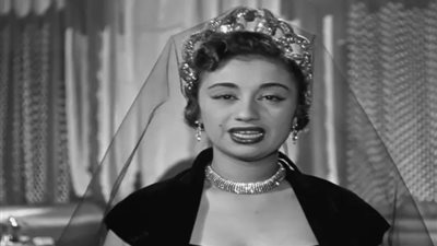 نجاح سلام.. قصة مطربة لبنانية أحبت مصر