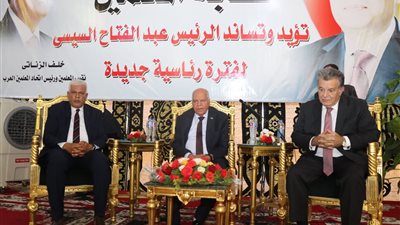 نقيب المعلمين: انجازات الرئيس لا تخطئها ودعمنا للسيسي