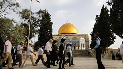 بعد اقتحام المسجد الأقصى.. اندلاع مواجهات بين الفلسطينيين وقوات الاحتلال في الخليل وبرقة