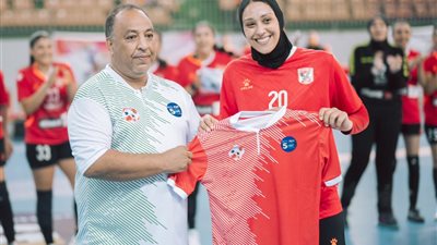 رنا راضي تفوز بجائزة أفضل لاعبة في مباراة الأهلي وفاب الكاميروني
