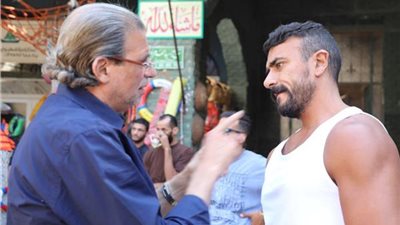 خالد يوسف: أسامة أنور عكاشة وضع خلاصة خبرته فى رواية الإسكندراني