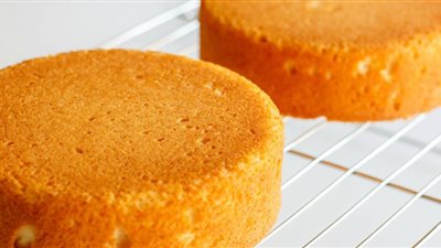 خطوات صنع الكيك الناجح وخطوات فشلة
