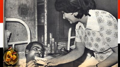 صورة تخلد الدور الوطني لنساء مصر خلال حرب أكتوبر .. وهذه قصتها