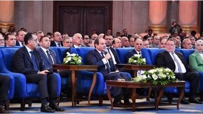 حكاية وطن .. حوار المصداقية والشفافية من الرئيس الي الشعب