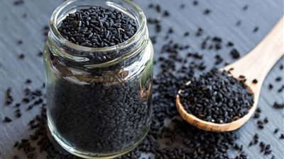 7 فوائد تحصل عليها من حبة البركة