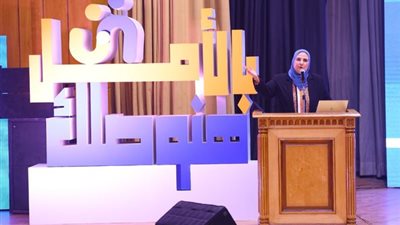 القباج توقع وثيقة 