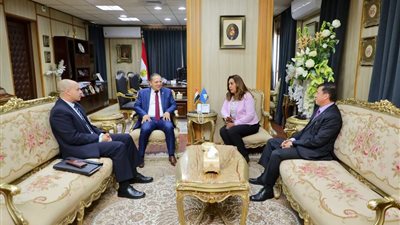 محافظ دمياط تستقبل رئيس الجامعة