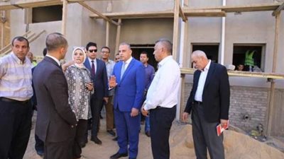 محافظ سوهاج يتفقد أعمال إنشاء مركز السيطرة الموحد للشبكة الوطنية