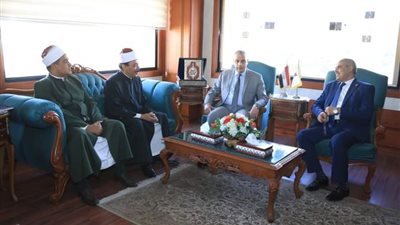 الفقي يلتقي نائب رئيس المنظمة العالمية لخريجي الأزهر