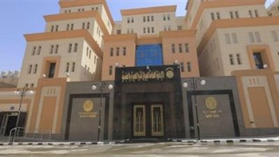 ألف دولار ومستضيف مصرى .. أهم بنود قرار تقنين أوضاع الأجانب فى مصر