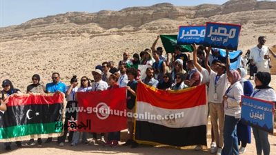 سفينة النيل للشباب العربى تصل المنيا وتزور المناطق الأثرية
