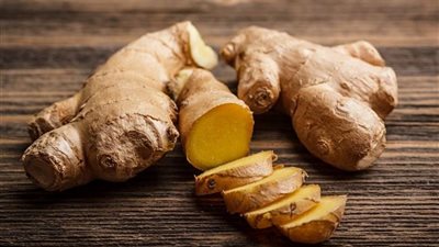 أطباء: جذر الزنجبيل لعلاج أولى علامات نزلات البرد