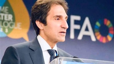سفيرنا بروما يبحث خطط إرسال مساعدات انسانية لغزة