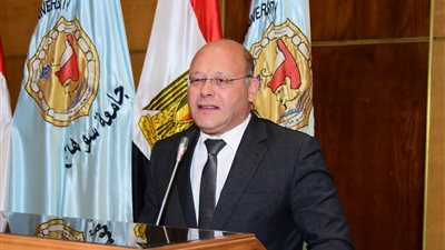 تحديث الهيكل التنظيمي لكلية الهندسة فى سوهاج