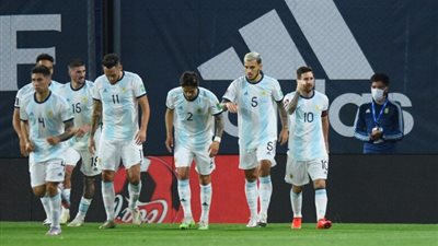 موعد والقناة الناقلة لمباراة الأرجنتين وبيرو بتصفيات كأس العالم