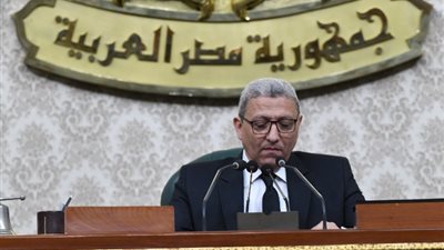 بدء الجلسة الطارئة للبرلمان لبحث تداعيات الأوضاع فى فلسطين
