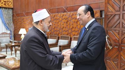 الأزهر يدعو لتبني استراتيجية لامتلاك قنوات إعلامية ومنصات رقمية