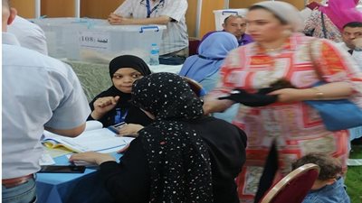 كبار السن يحرصون على المشاركة في انتخابات الزمالك