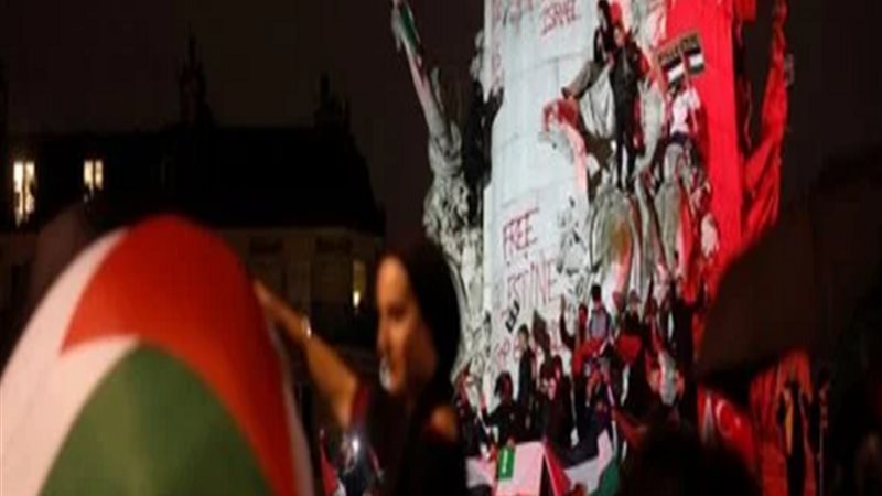 مسيرات فى باريس لدعم