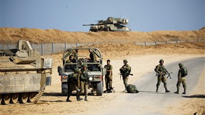 الجيش الإسرائيلي يوجه ضربات على أراضي لبنان بالقرب من الحدود