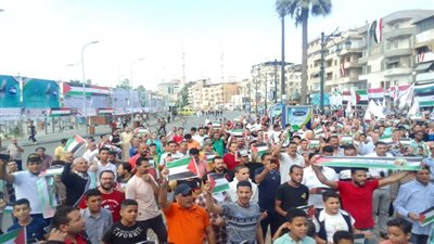 سينا مصرية ومفيش تهجير.. أهالى دمياط فى مسيرات للتضامن مع شعب فلسطين