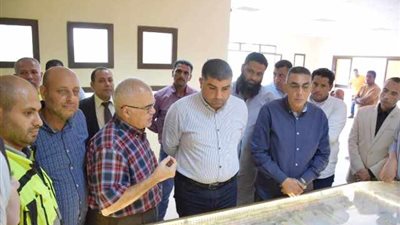 أسباب زيارة رئيس جهاز مدينة الشيخ زايد لمحطة مياه الشرب.. بالصور