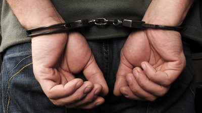 تفاصيل مقتل شخص بالقاهرة: معاتبة على التنمر انتهت بطعنة