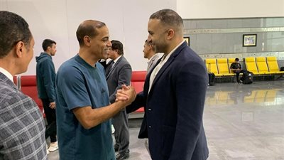 رئيس بعثة الأهلي يتابع إجراءات تسكين اللاعبين داخل فندق الإقامة ب