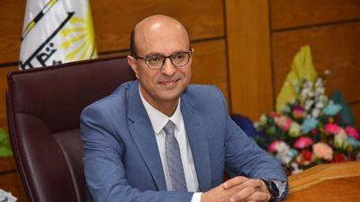 جامعة أسيوط تعلن تفعيل البطاقات الذكية بالتعاون مع البنك الأهلى