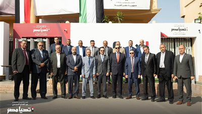 حملة المرشح الرئاسي عبد الفتاح السيسي تستقبل وفداً من نقابة العاملين بالخدمات الإدارية والاجتماعية