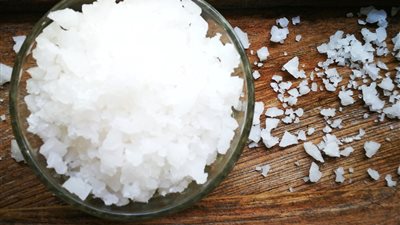 5 فوائد للملح الخشن فى حفظ الطعام
