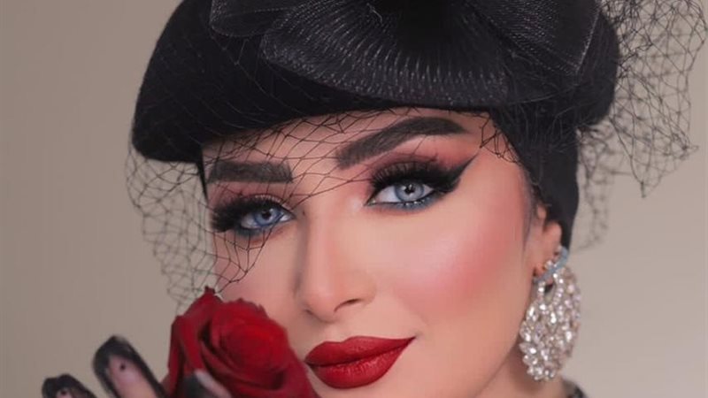 البلوجر الشهيرة منة