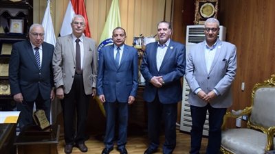 تجديد ورفع كفاءة قسم العمليات بمستشفى بنى سويف الجامعى
