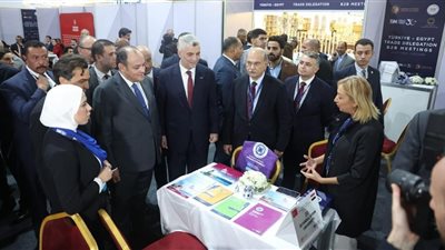 وزيرالتجارةونظيره التركي يشيدان بجودةالمنتجات بالمعرض الدولي للتصنيع