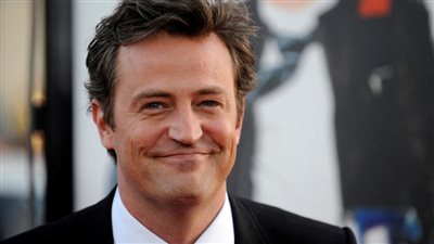 نجوم Friends يجتمعون لوداع صديقهم ماثيو بيري