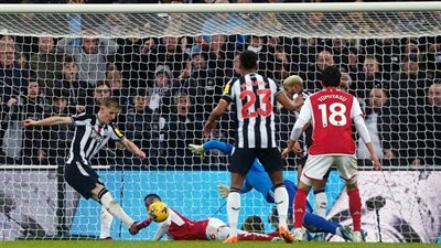 نيوكاسل يفوز علي آرسنال بهدف في الدوري الإنجليزي