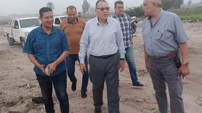 محافظ الشرقية يتفقد النقطة الوسيطة بالغار..صور