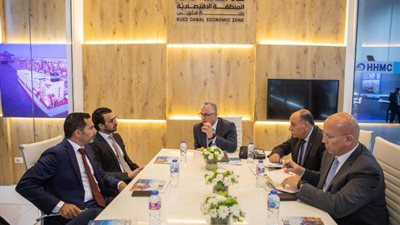 جمال الدين:أعمال التطوير تستهدف وصول ميناء السخنة إلي 23 كم أرصفة